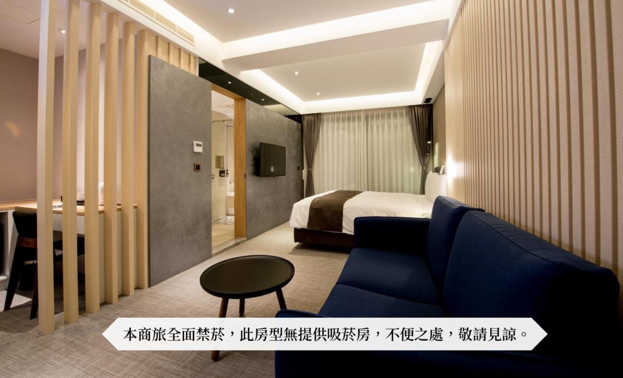 He-Jia Hotel Miaoli Luaran gambar