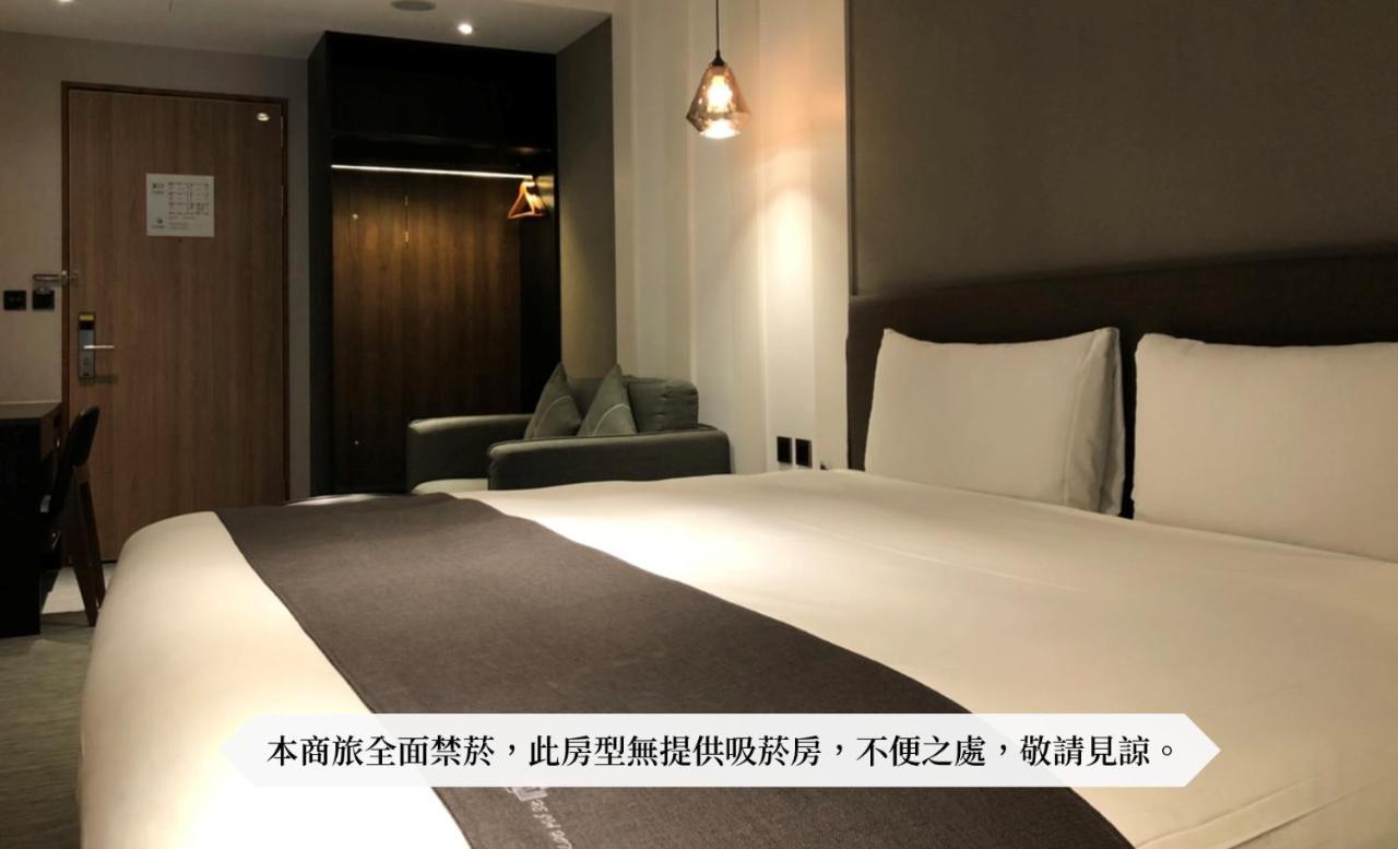 He-Jia Hotel Miaoli Luaran gambar