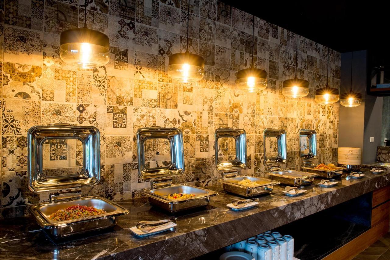 He-Jia Hotel Miaoli Luaran gambar