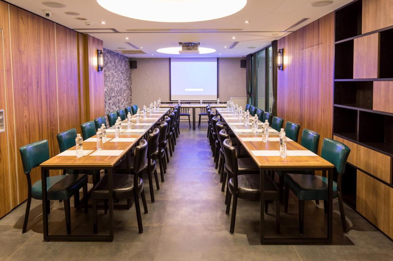 He-Jia Hotel Miaoli Luaran gambar