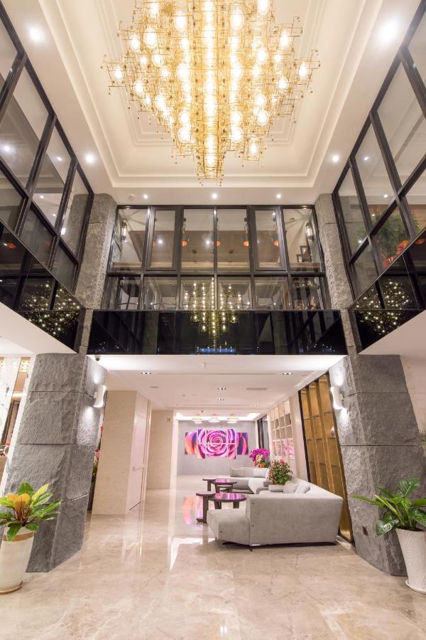 He-Jia Hotel Miaoli Luaran gambar