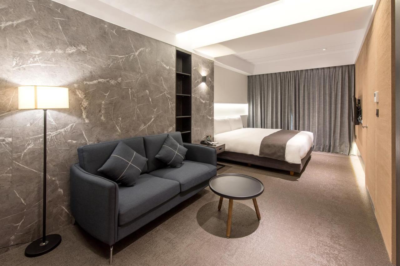 He-Jia Hotel Miaoli Luaran gambar